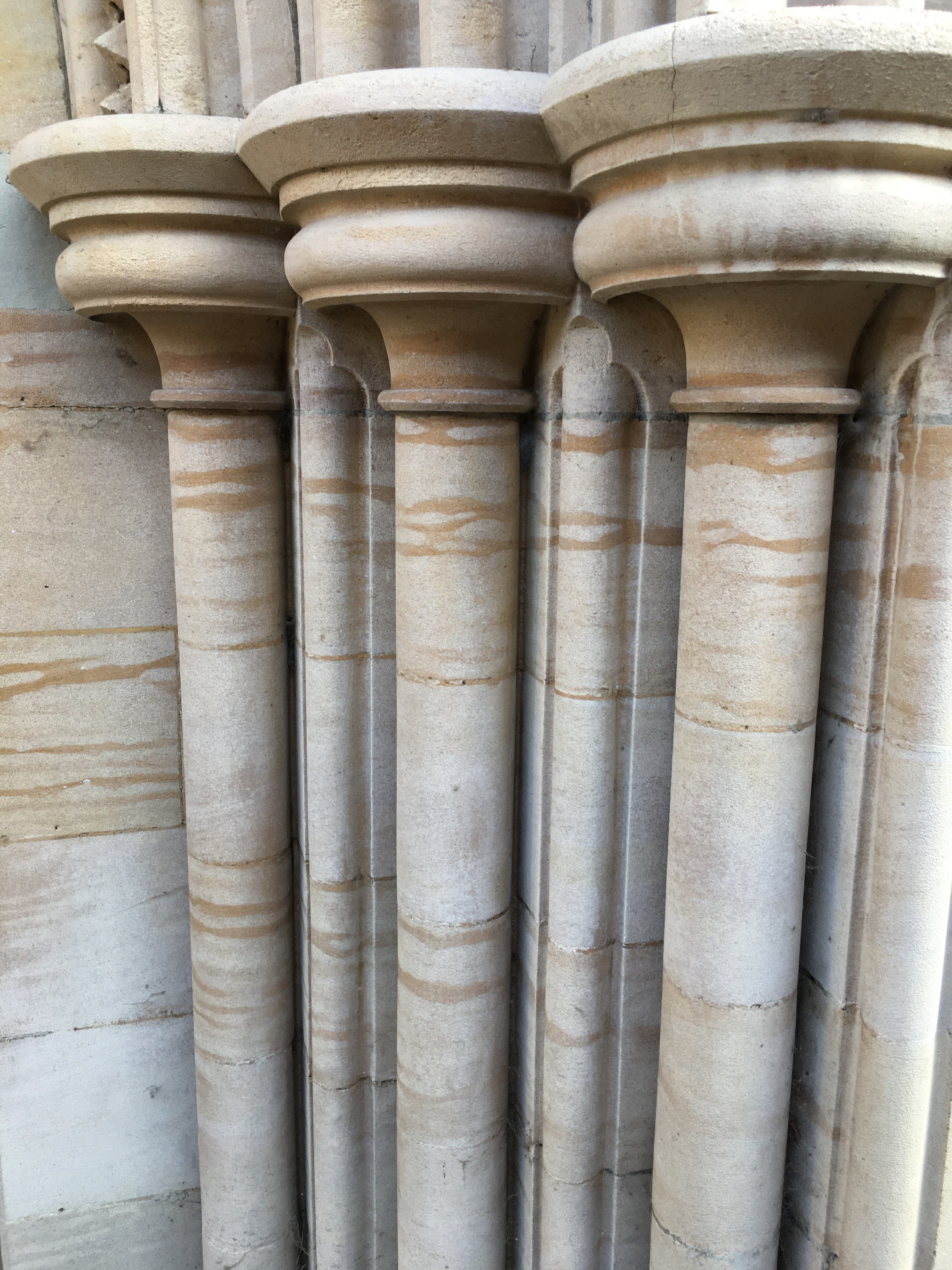 CHARLTON COLUMNS